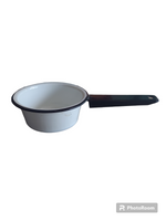 Sm White Enamel Sauce Pot