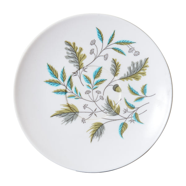 Sm White Plate With Foliage Design